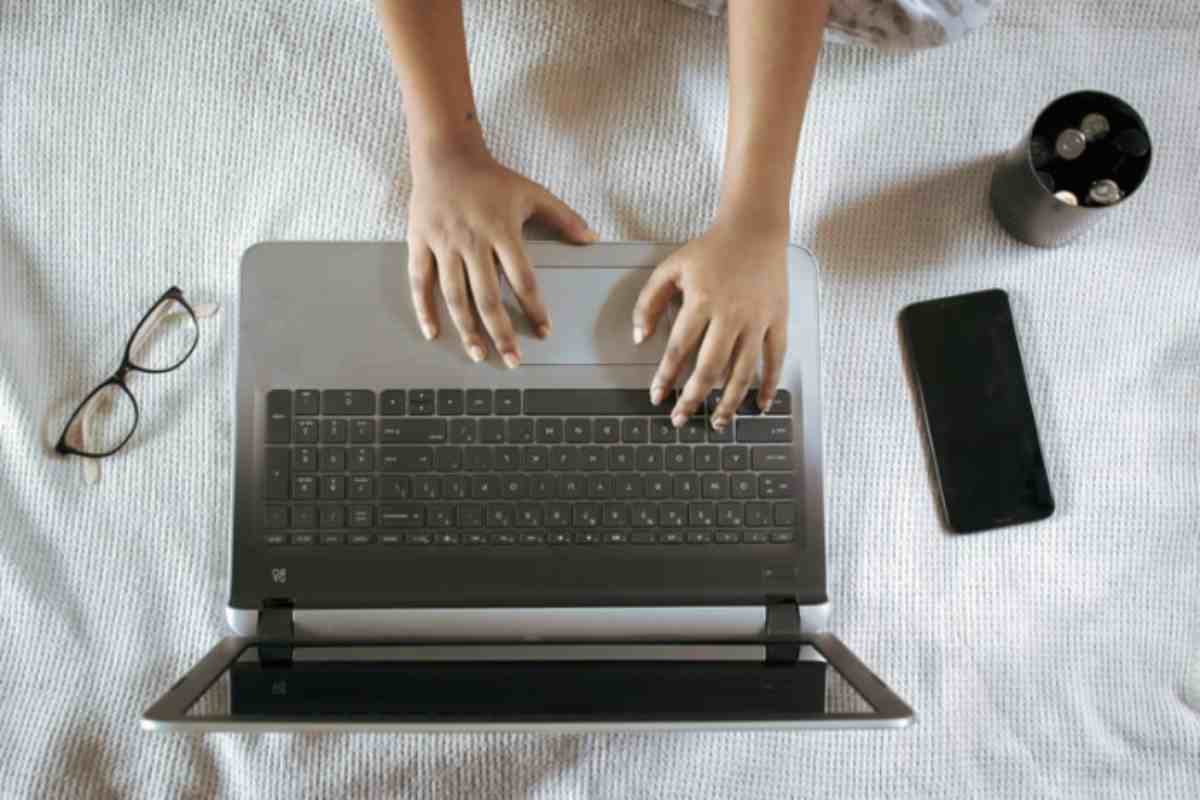 fine 2024 oltre il 60% dei dispositivi Microsoft nel mondo utilizzava ancora la decima versione, secondo i dati aggiornati di StatCounter.