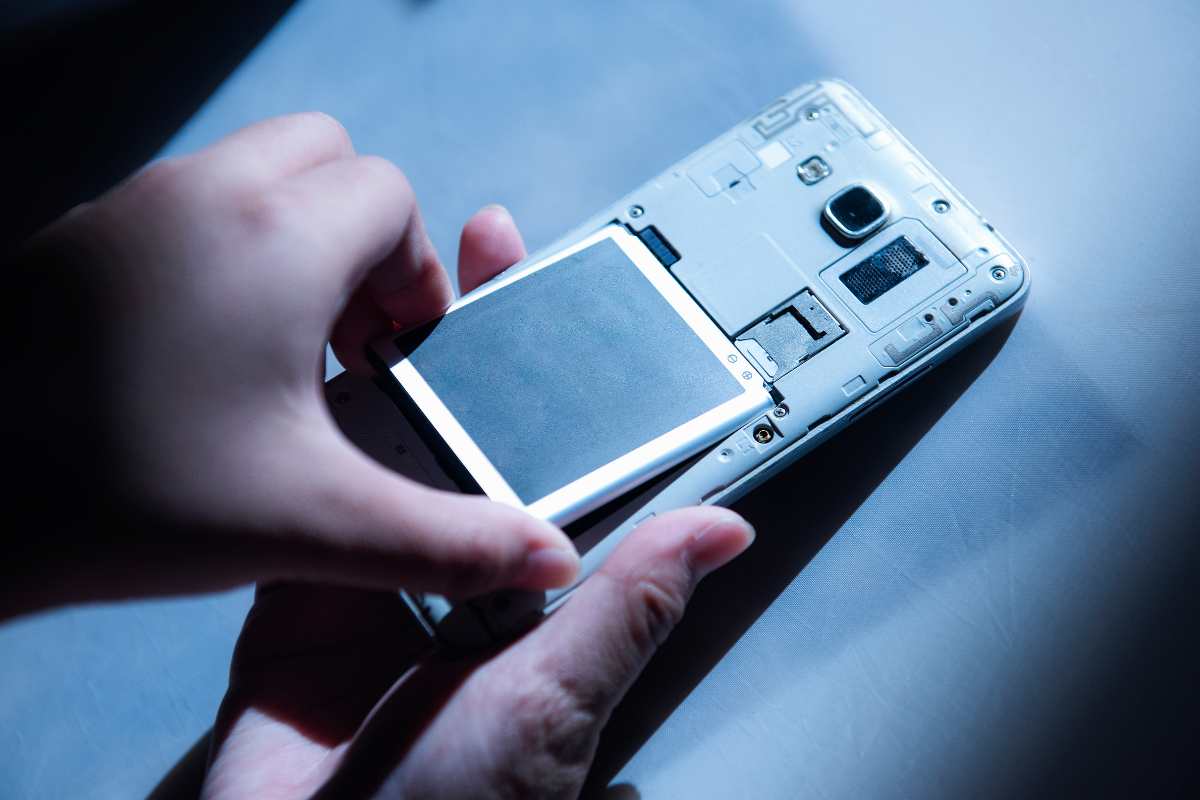 Mai più batterie scariche, i consigli degli esperti