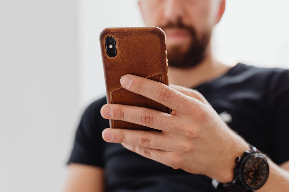 Il tuo smartphone potrebbe mentirti e Google lo sa