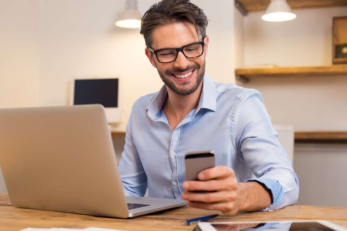 Shazam si rifà il trucco